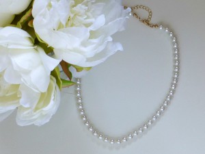 Primark pearl necklace